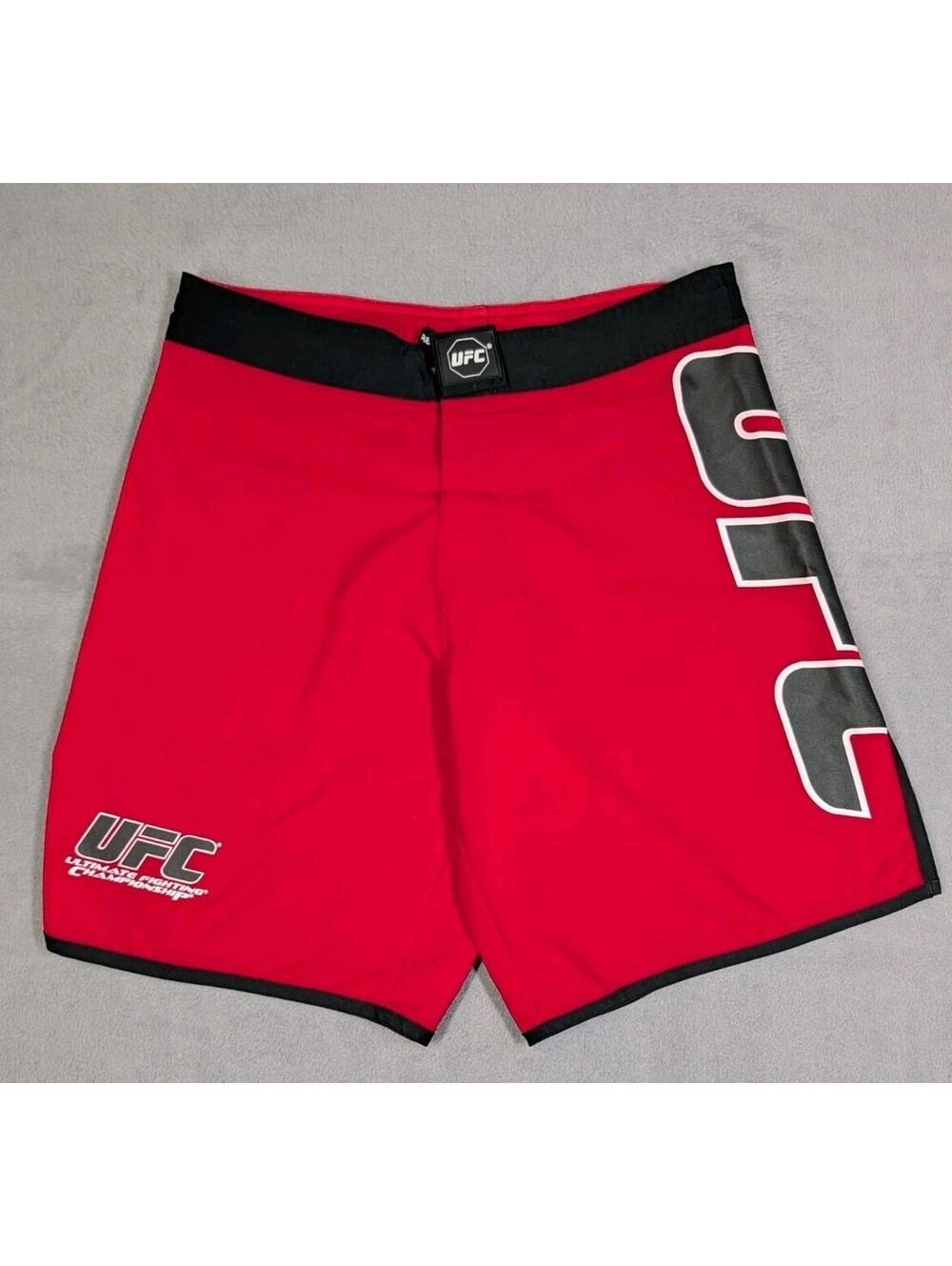 UFC Mens 30 Red Black Vintage Y2K MMA Fight Shorts Grappling Training Kickboxing